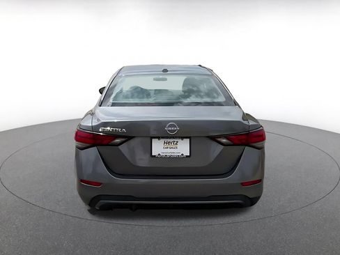 Used 2025 Nissan Sentra SV FWD image 10