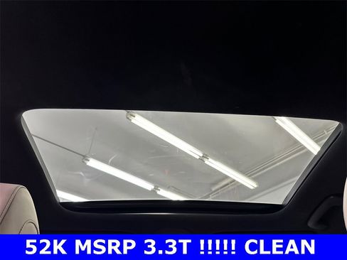 Used 2022 Genesis G70 3.3T image 22