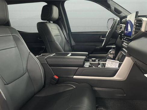 New 2026 Toyota Tundra Limited image 18