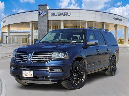 Used 2015 Lincoln Navigator L 2WD image 1