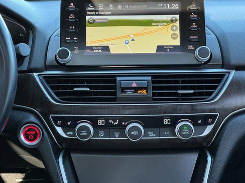 Used 2022 Honda Accord Touring image 13