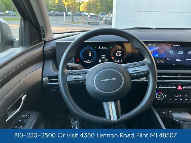Used 2025 Hyundai Tucson SEL AWD/4WD image 17