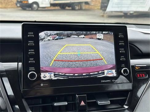 Used 2023 Toyota Camry XLE image 10
