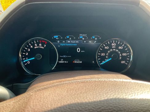 Used 2019 Ford F150 King Ranch w/ Equipment Group 601A Luxury AWD/4WD image 22