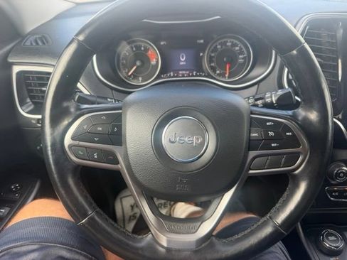 Used 2020 Jeep Cherokee Limited AWD/4WD image 10