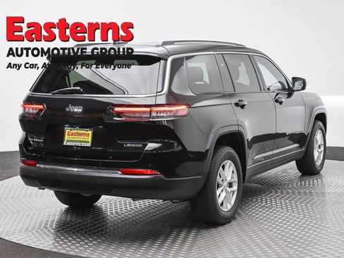 Used 2022 Jeep Grand Cherokee L Laredo w/ Luxury Tech Group I AWD/4WD image 5
