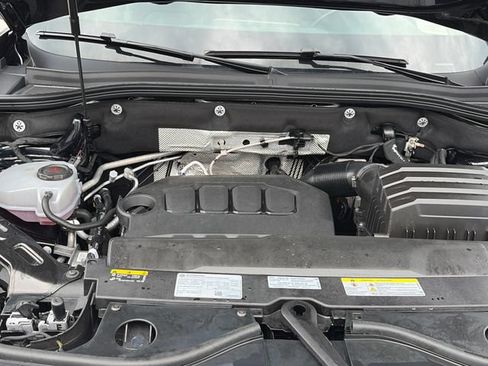 Used 2025 Volkswagen Atlas SE AWD/4WD image 21
