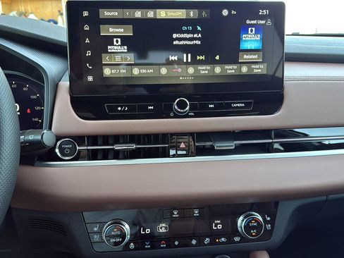New 2026 Mitsubishi Outlander SEL AWD/4WD image 16