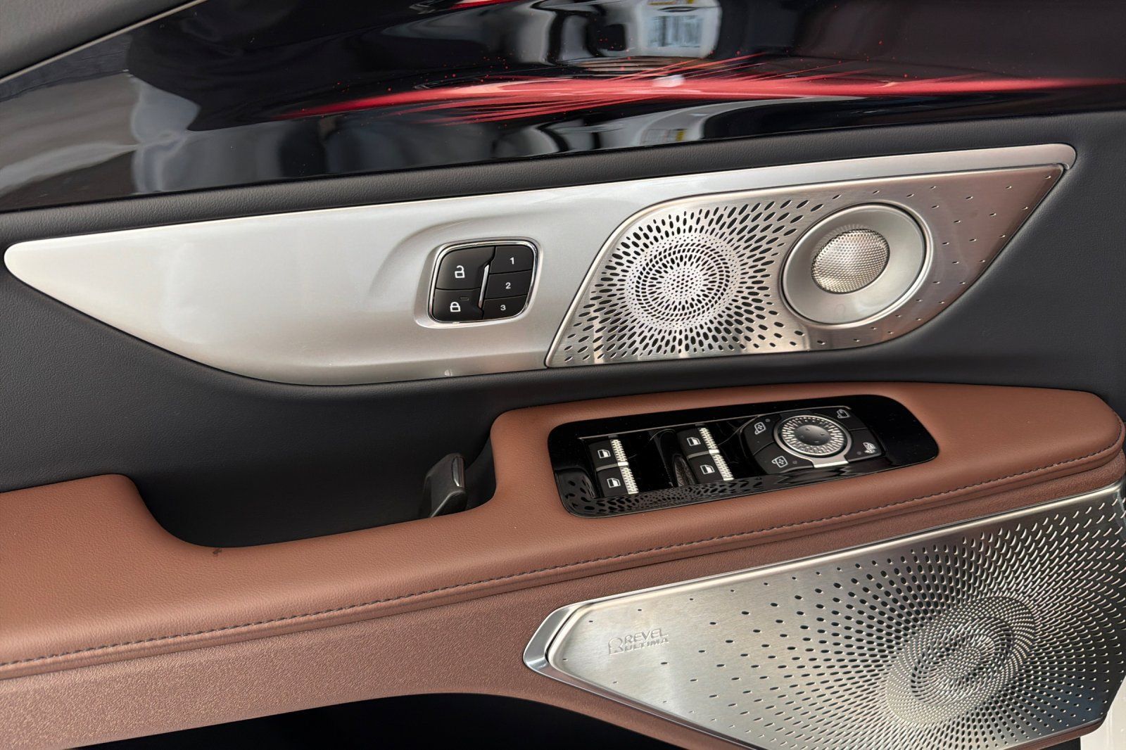 New 2026 Lincoln Nautilus Reserve AWD/4WD image 10