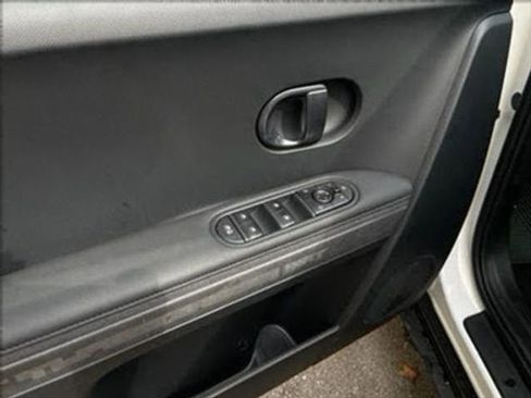New 2025 Hyundai Ioniq 5 XRT image 13