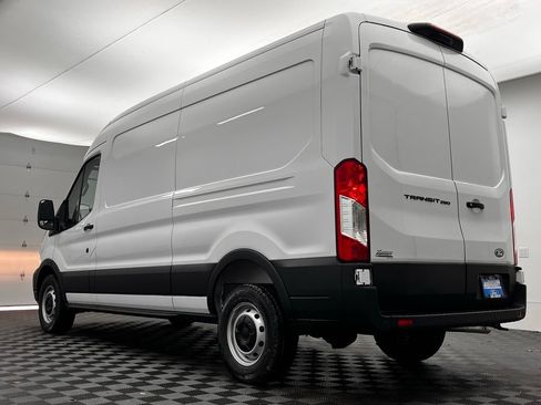 New 2026 Ford Transit 250 148 Medium Roof w/ Load Area Protection Package RWD image 8