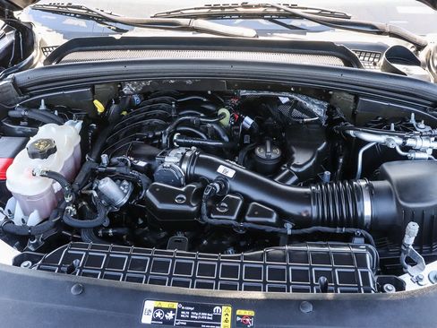 Used 2021 Jeep Grand Cherokee L Limited image 31