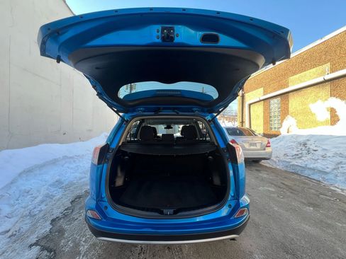 Used 2018 Toyota RAV4 XLE w/ Plus Extra Value Package image 9