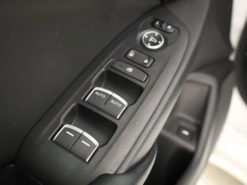 Used 2018 Honda Accord Sport image 19