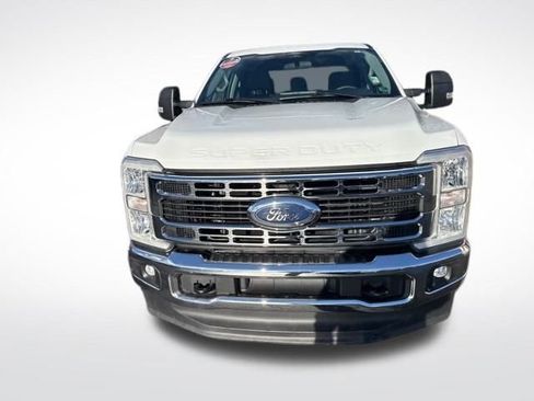 Used 2024 Ford F250 XLT image 8