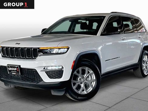 Used 2023 Jeep Grand Cherokee Limited image 1