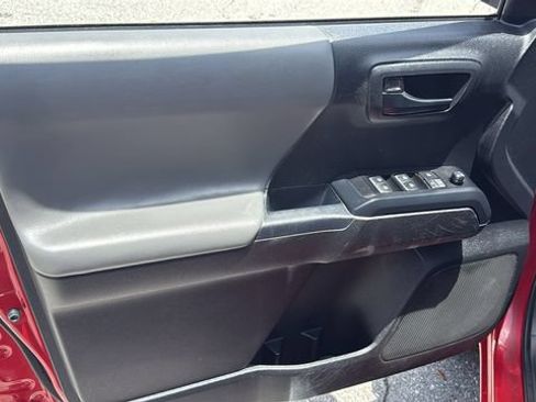 Used 2023 Toyota Tacoma SR w/ SR Convenience Package RWD image 16