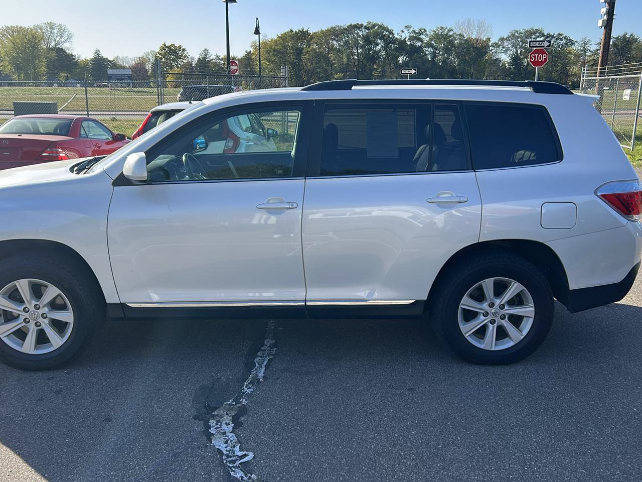 Used 2013 Toyota Highlander SE AWD/4WD image 8