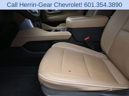 Used 2023 Chevrolet Tahoe Premier AWD/4WD image 13