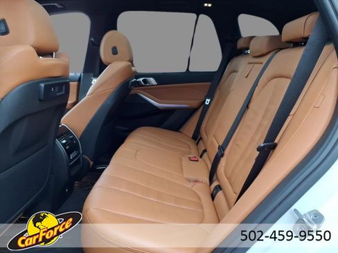 Used 2021 BMW X5 xDrive40i w/ Premium Package 2 image 5