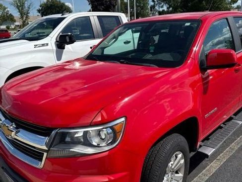 Used 2020 Chevrolet Colorado LT w/ Luxury Package AWD/4WD image 4