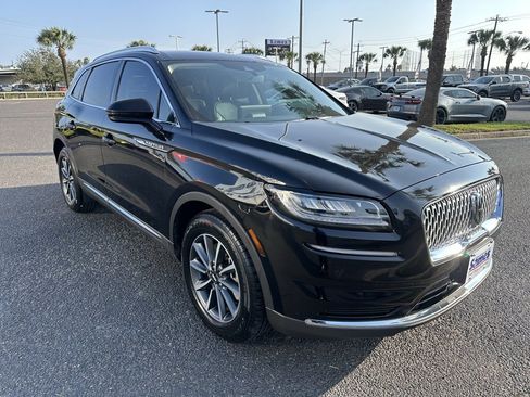 Used 2021 Lincoln Nautilus FWD image 8