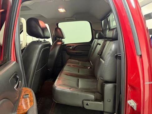 Used 2011 Chevrolet Silverado 3500 LTZ image 19