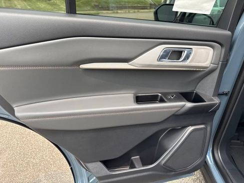 New 2026 Ford Explorer Active w/ Active Comfort Package AWD/4WD image 38
