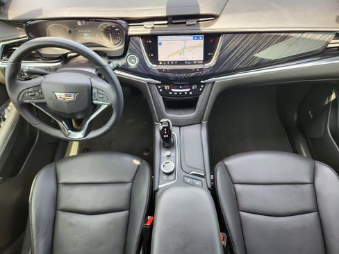 Used 2023 Cadillac XT6 Premium Luxury FWD image 29