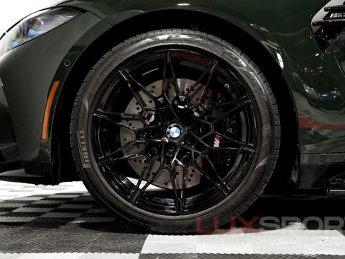 Used 2023 BMW M3 w/ M Carbon Exterior Package RWD image 6