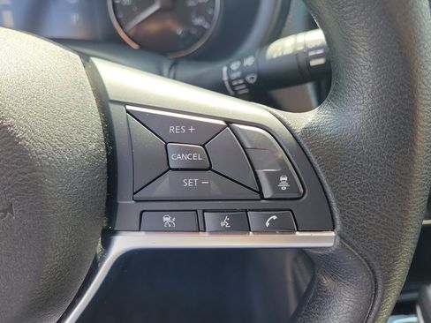 Certified 2024 Nissan Kicks SV FWD image 18