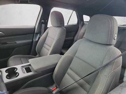 Used 2024 Honda Prologue EX image 13