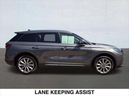 Certified 2022 Lincoln Corsair FWD w/ Premium Package image 4