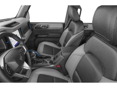Used 2024 Ford Bronco Black Diamond AWD/4WD image 8