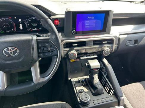Certified 2025 Toyota 4Runner TRD Off-Road AWD/4WD image 20