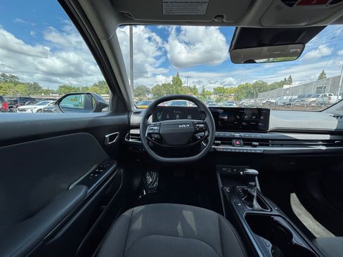 Used 2025 Kia K4 FWD image 33