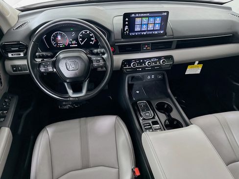 Used 2024 Honda Pilot EX-L image 17