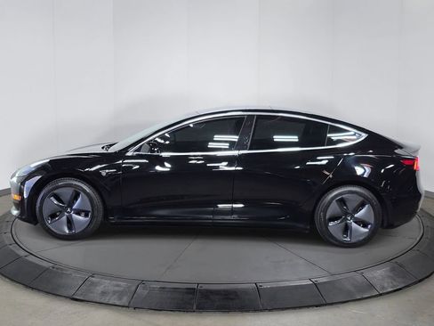 Used 2019 Tesla Model 3 RWD image 2