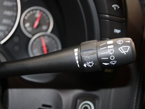 Used 2013 Chevrolet Corvette Coupe w/ 3LT Preferred Equipment Group image 31