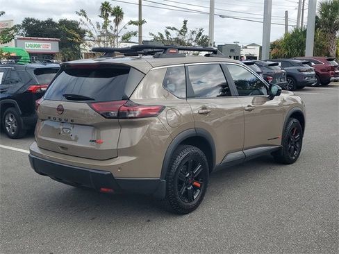 Used 2025 Nissan Rogue Rock Creek w/ Rock Creek Premium Package image 4