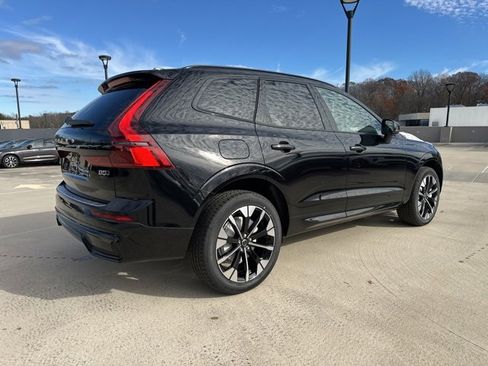 New 2026 Volvo XC60 B5 Plus w/ Protection Package Premier image 7