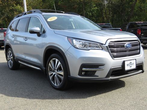 Used 2022 Subaru Ascent Limited w/ Technology Package image 4