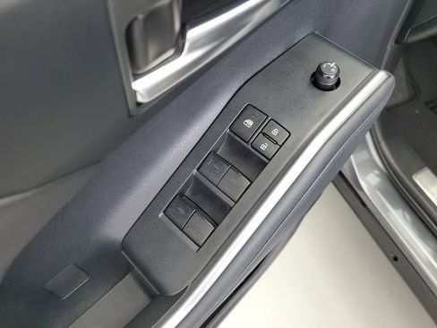 Used 2024 Toyota Highlander XSE FWD image 22