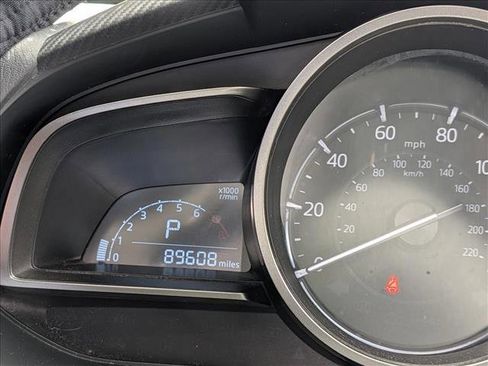 Used 2019 MAZDA CX-3 Touring w/ Preferred Equipment Package FWD image 9