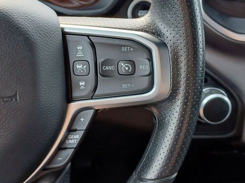 Used 2025 RAM 1500 Big Horn AWD/4WD image 14