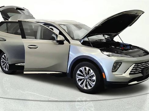 Used 2024 Buick Envision Preferred AWD/4WD image 7