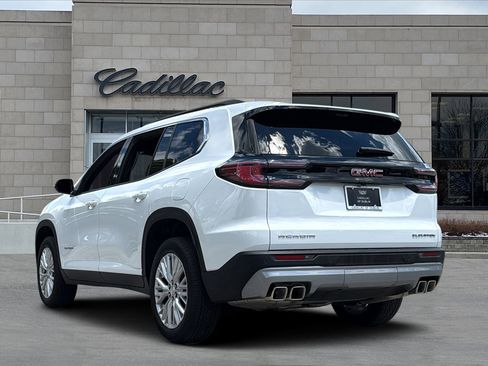 Used 2026 GMC Acadia Elevation w/ Elevation Premium Package FWD image 4