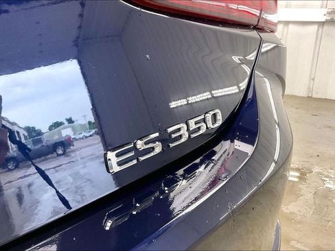 Used 2022 Lexus ES 350 w/ Premium Package FWD image 9