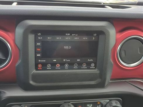Used 2020 Jeep Wrangler Unlimited Rubicon AWD/4WD image 12