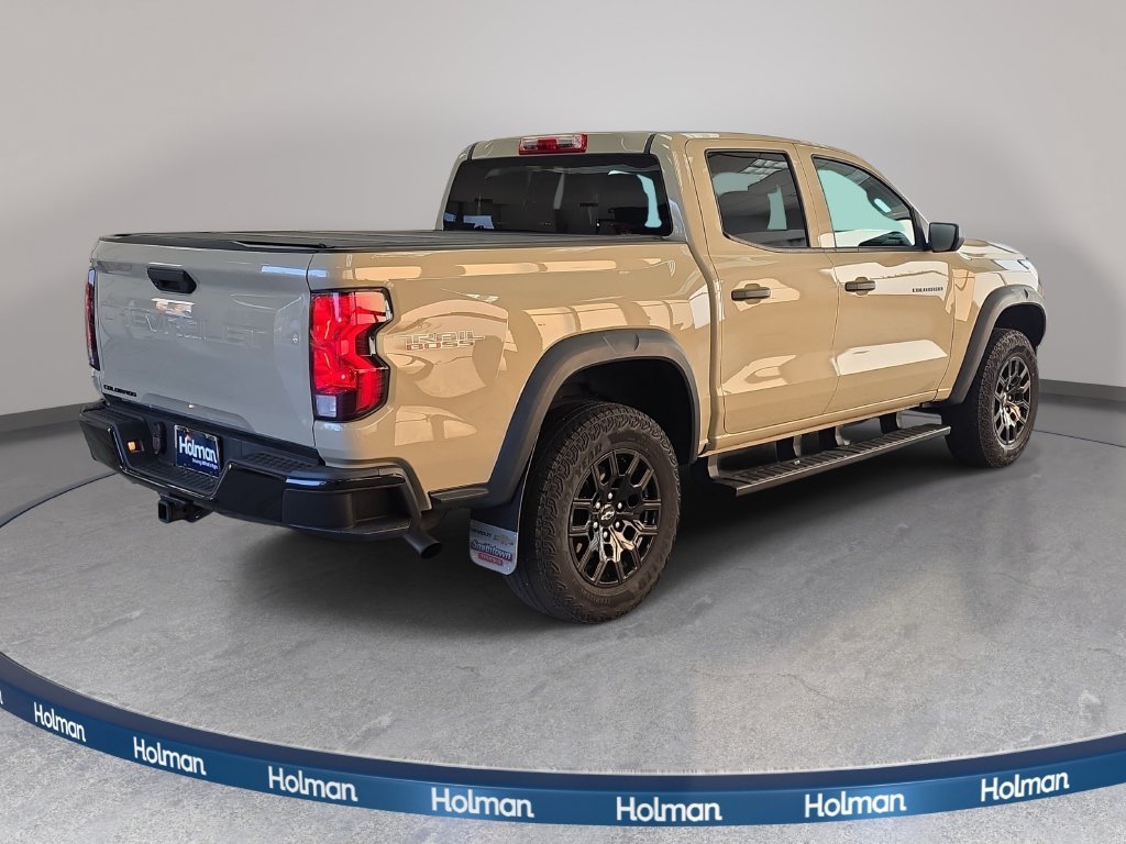 Used 2024 Chevrolet Colorado Trail Boss w/ Advanced Trailering Package AWD/4WD image 5